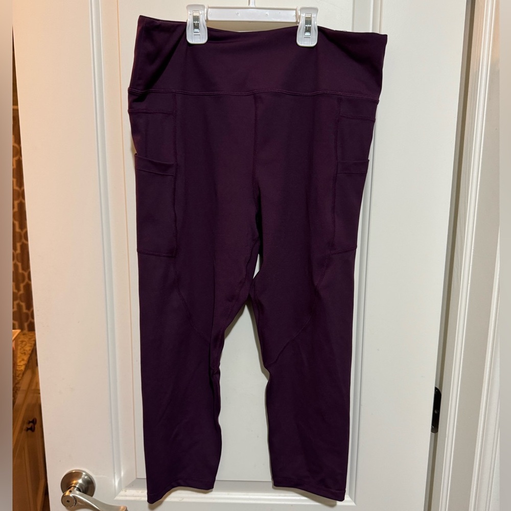 Zyia Active Cropped Leggings